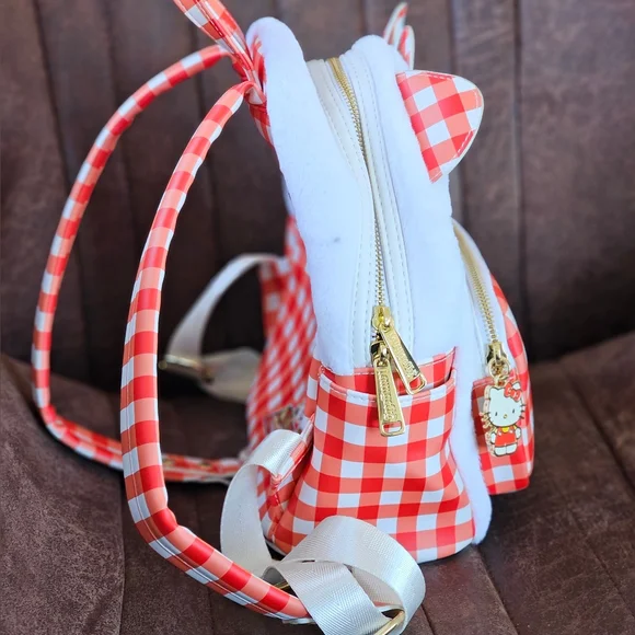 Loungefly Sanrio Hello Kitty Gingham Figural Mini Picnic Backpack - Picture 8 of 15